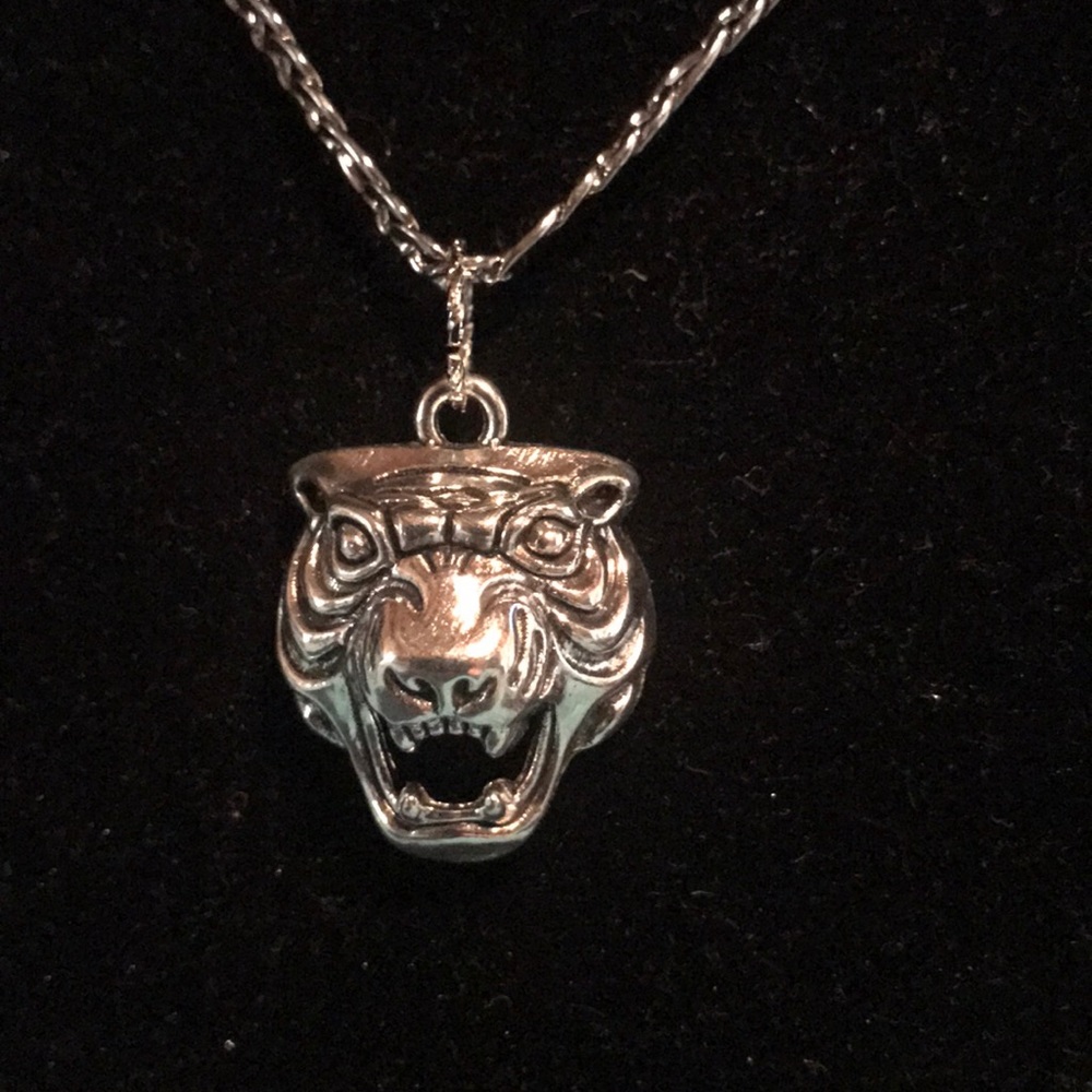 New Stainless Steel Tiger 🐯 Necklace